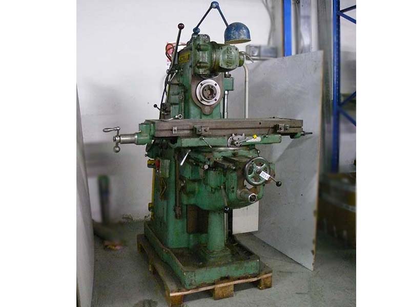 Fresa per metalli usata trifase non a norma con corsa trasversale di 160 mm Fresa per metalli Usata modello SOMUA Trifase