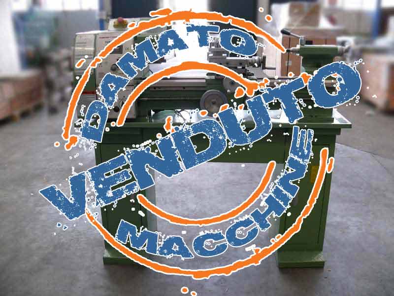 Tornio per metalli usato dotato di variatore elettronico di velocità Tornio per metalli Usato modello Turner 610