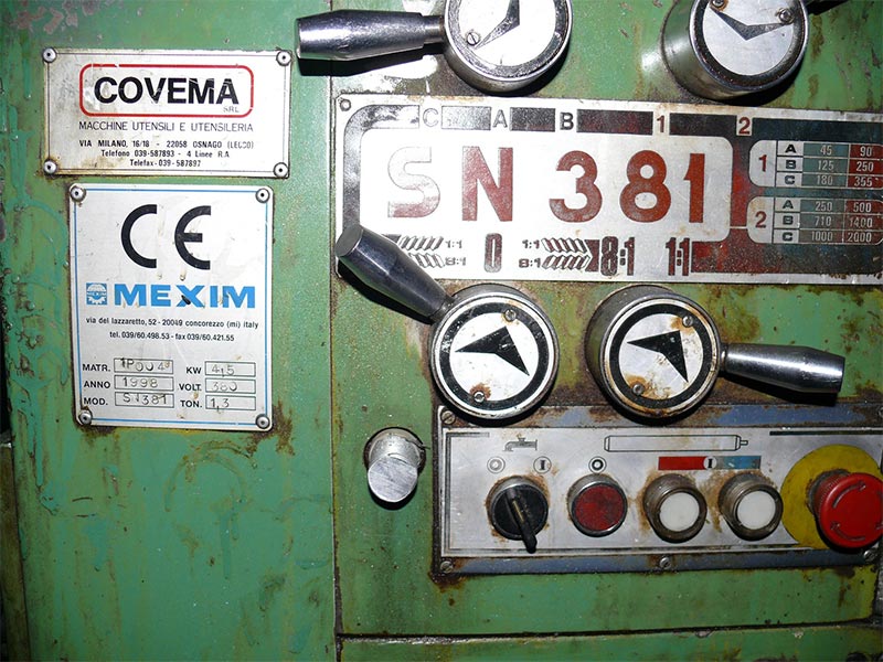 Tornio per metalli Usato modello MEXIM