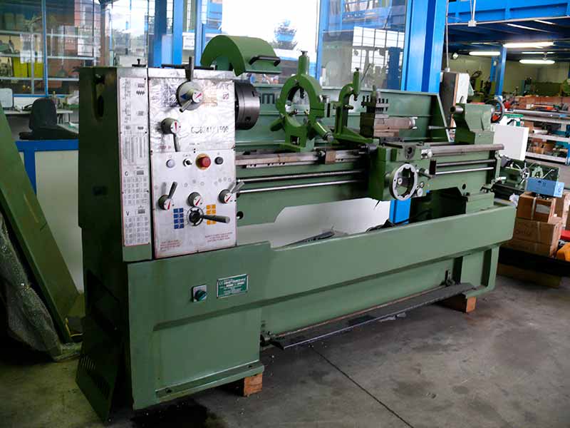 Tornio usato di tipo professionale modello Titanius 1500 di Damatomacchine